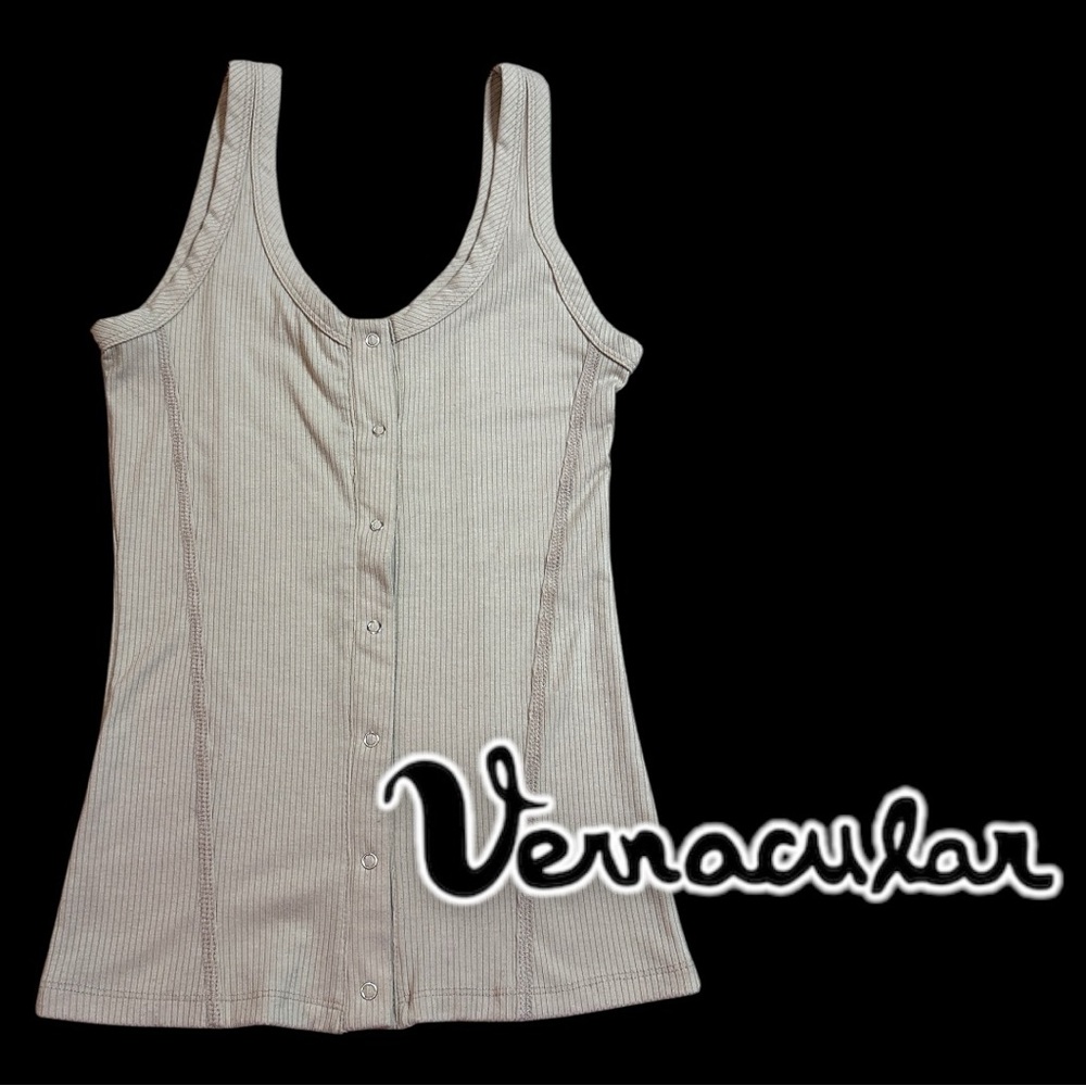 EUC (Worn/Washed Once) Vernacular Ribbed Snap Front Tank Top. Size Small